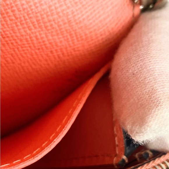 LOUIS VUITTON Limited Edition Aqua Epi Leather Twist - Picture 10 of 14